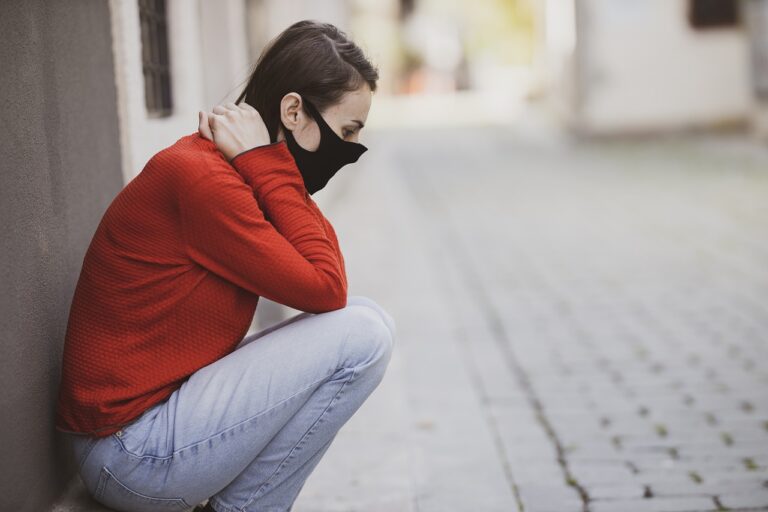 Las cuarentenas tienen consecuencias psicológicas mixtas, revela estudio en Nueva Zelanda