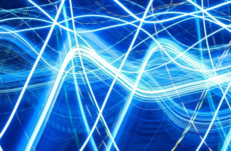 Científicos crean un nuevo tipo de metal donde los electrones se comportan como un fluido