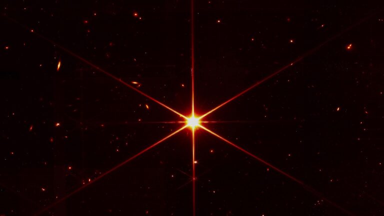 El telescopio James Webb completa el ajuste de su sistema óptico y envía hermosas fotos