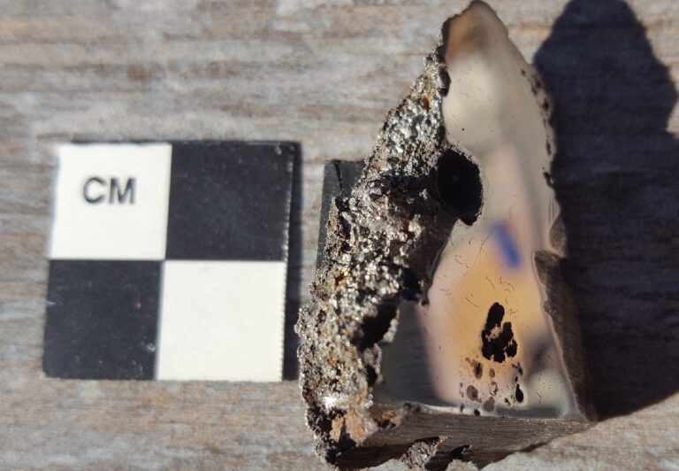 Descubren en los restos de un asteroide dos minerales nunca antes vistos en la naturaleza 