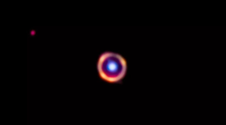 Telescopio James Webb detectó moléculas orgánicas complejas en los albores del universo