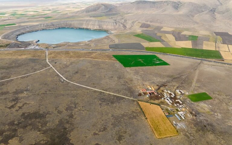 La Tierra “está goteando en” en la meseta de Anatolia Central en Turquía