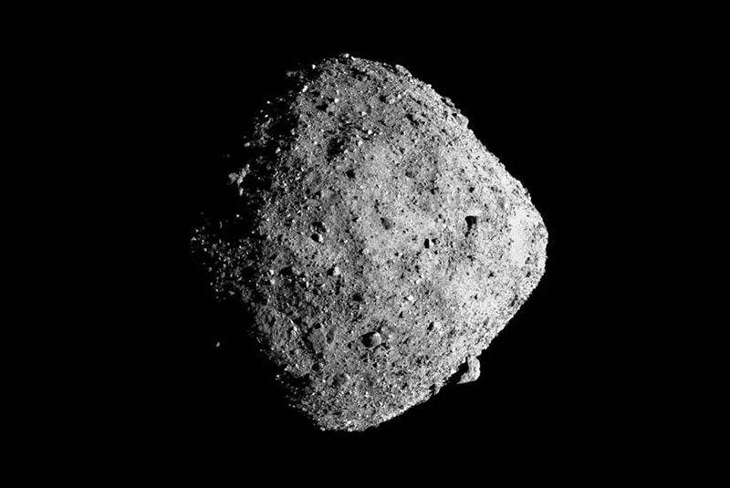 Científicos encuentran los “bloques constructores” de la vida en muestras de asteroide