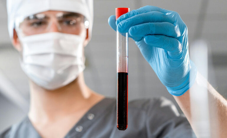 Esta señal en la sangre podría advertirte del Alzheimer 10 años antes de los síntomas