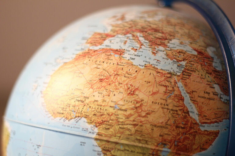 Estudio desmiente la teoría de la evolución impulsada por el clima en el África