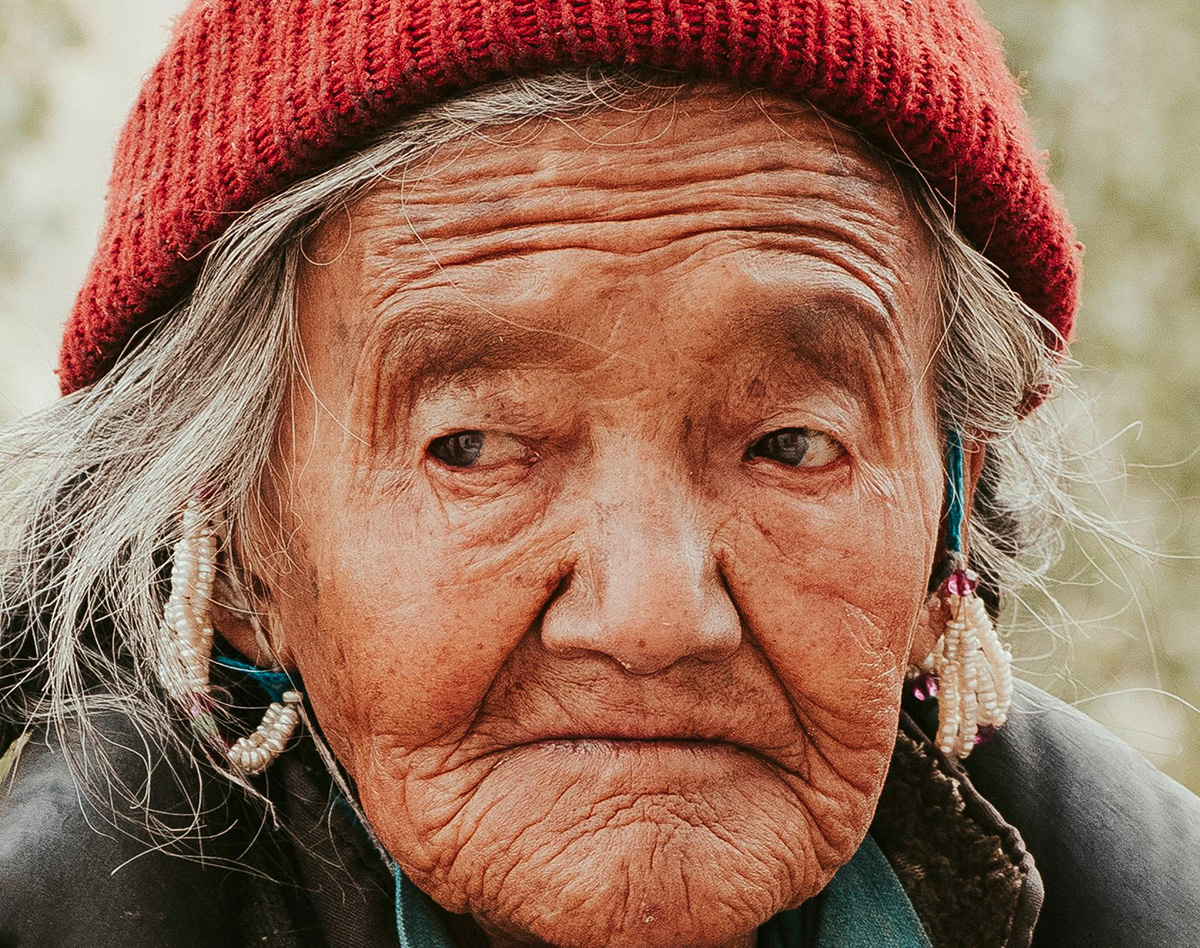 La deficiencia de omega-3 podría explicar por qué el Alzheimer afecta más a las mujeres