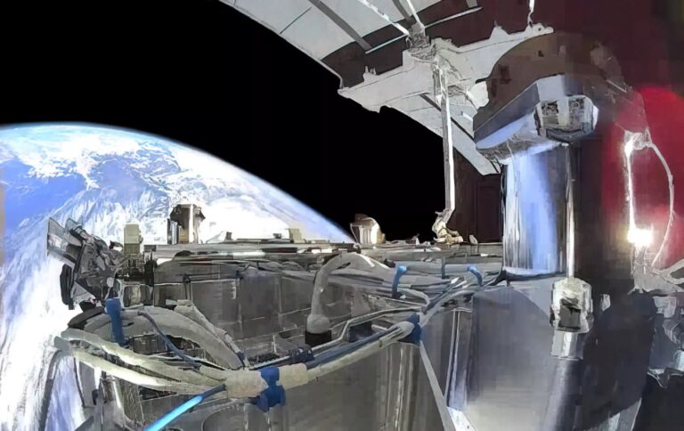 Satélites espías de Elon Musk enviaron señales en la dirección errada