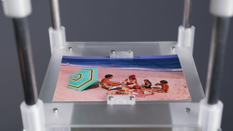 Investigadores del MIT crean máquina que convierte fotos en olores