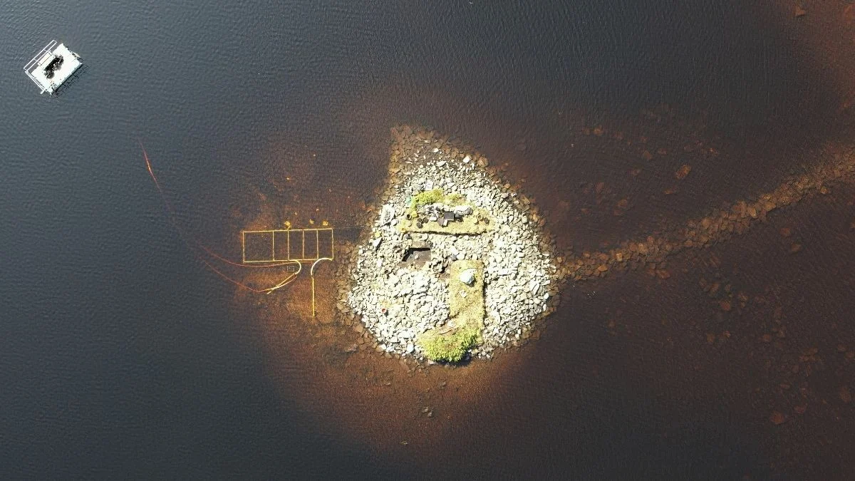 Arqueólogos descubren los cimientos de una extraña isla artificial de 5000 años de antigüedad
