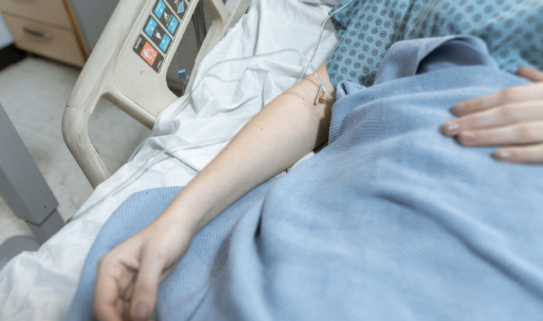 Trasplante de células madre logró frenar durante 15 años una agresiva enfermedad autoinmune en dos pacientes