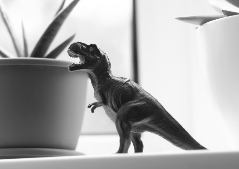 Las crías de T. Rex eran más pequeñas que un gato y nacían por docenas
